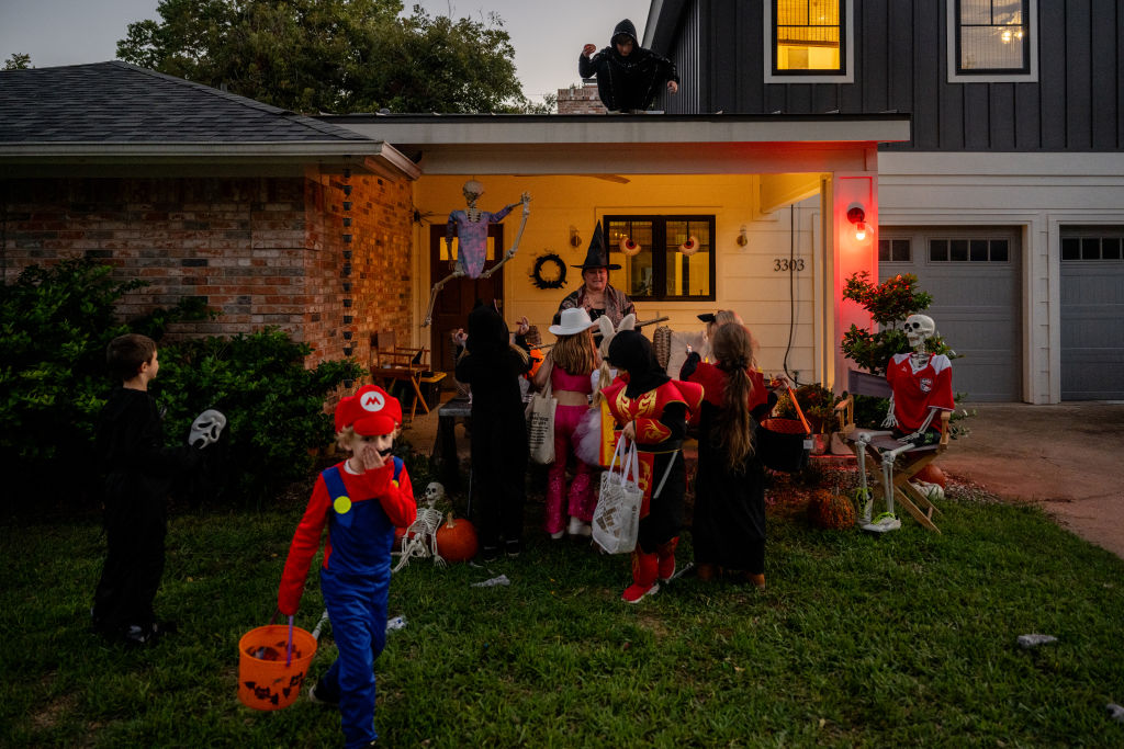 Halloween curfews 2026: When NYC-area kids need to be home this weekend — Hempstead Community news